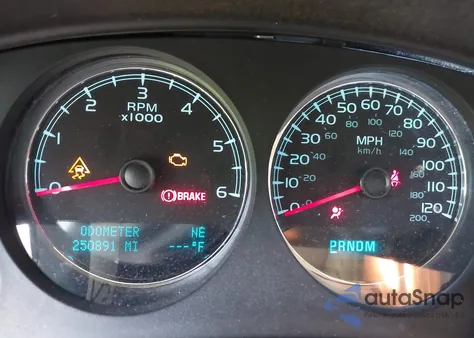 2010 Chevrolet Suburban Ltz из США, поврежденный, VIN 1GNUKKE36AR269859